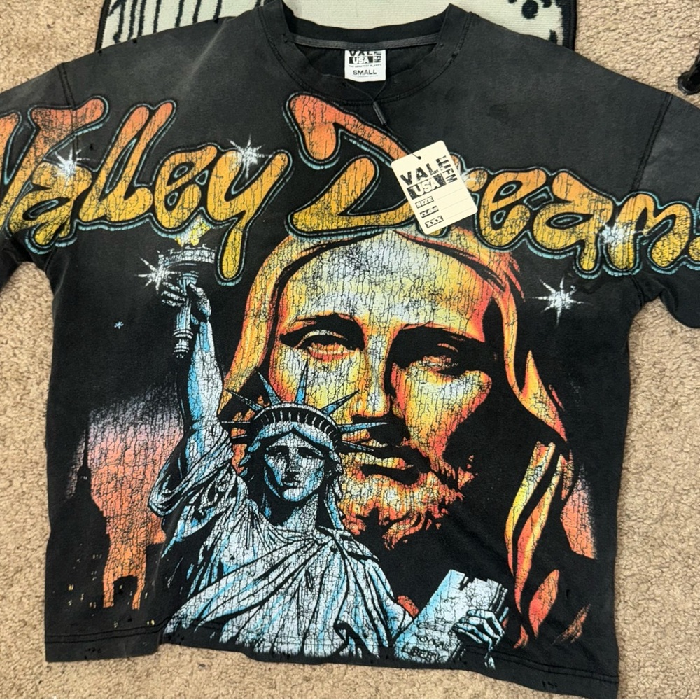 Vale NYC Tee